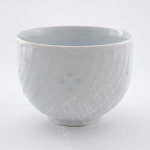 10-255: Teecup Nejiri, weiß, ø = 8,5 cm; H = 5 cm