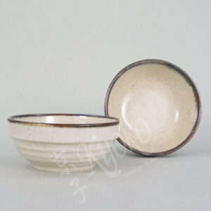 21-260 : kl. Schalen Unou Fuchisabi, ø=12,5; H=5.5 cm