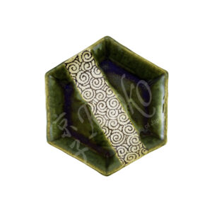 21-301 : Platte Oribe Rokkaku, 13,5 x16cm