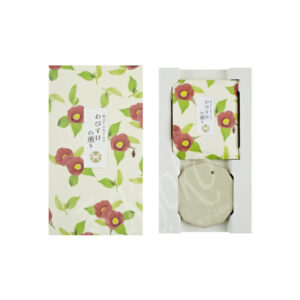 38633 : Country hills wabisuke camellia flowers 6 sticks & Incense holder