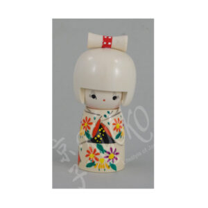 62-301 : Kokeshi Hanagasumi, 13,5 cm