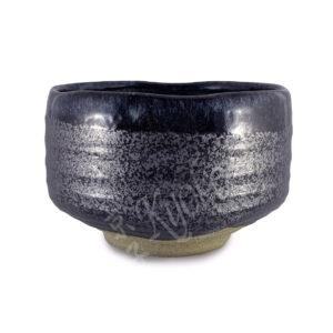 61-149 : Matchaschale Kuro Karatsu