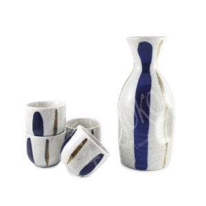 10-852: 1:4 Sake Set Tokusa (F)250 ml, (C) ø = 5 cm; H = 4,1 cm 40ml
