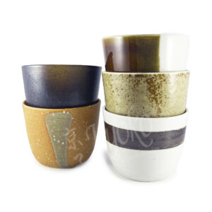 21-212 : 5 Teecup, Soba